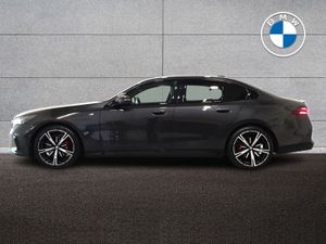 BMW 5 Series 520i M Sport Pro Saloon - Image 4