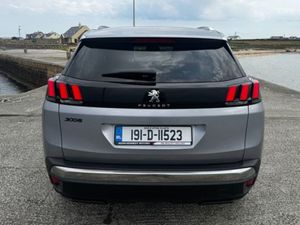 Peugeot 3008 Allure 1.5 Blue HDI 130 6.2 4D - Image 4