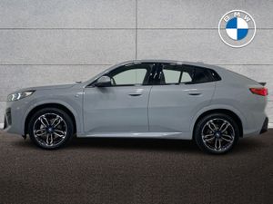 BMW iX2 U10 IX2 Edrive20 M Sport - Image 4