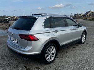 Volkswagen Tiguan Highline 2.0tdi M6F 150HP 5DR - Image 3