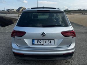 Volkswagen Tiguan Highline 2.0tdi M6F 150HP 5DR - Image 4
