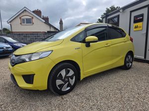 Honda Fit Hybrid - Image 2