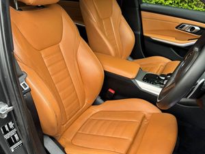 BMW 320 D 2019 *** M-SPORT INDIVIDUAL *** - Image 3