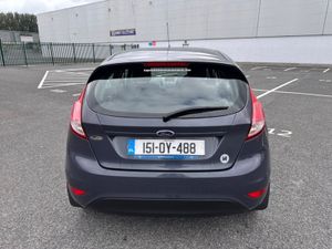 Ford Fiesta 1.25 PETROL, ZETEC, LOW MILEAGE, FINAN - Image 4