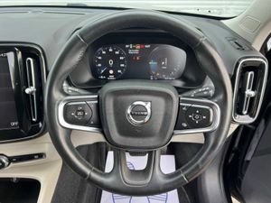 Volvo XC40 INSCRIPTION T4 1.5 RECHARGE HYBRID AUTO - Image 4