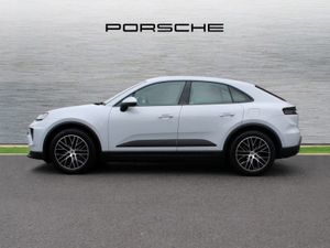Porsche Macan Electric (new) - Image 4