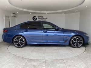 BMW 5-Series 2021 - Image 4