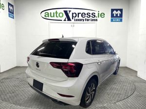 Volkswagen Polo 1.0 TSI Automatic, Reversing camer - Image 3
