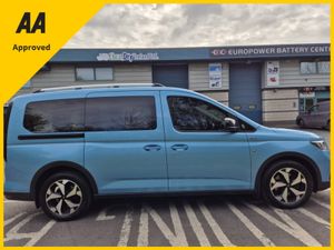 Ford Tourneo / 2022 / 2L Diesel / Auto - Image 4