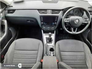 Skoda Octavia  tiny Mileage ambition 1.6tdi - Image 2