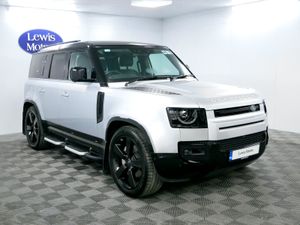 2023 Land Rover Defender SE P400e - Image 2