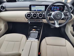 Mercedes-Benz CLA Class Cla180 Coupe Progressive - Image 4