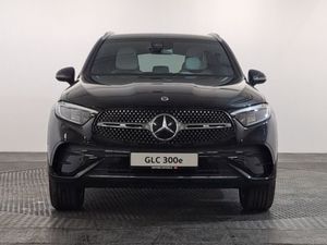 Mercedes-Benz GLC 300 AMG Line E 4matic - Image 4