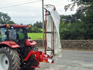 2017 Lely Splendimo 280 Disc Mower 25262 - Image 3