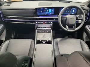 Hyundai Santa Fe 1.6 Phev 4WD Premium Calligraphy - Image 4