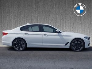 BMW 5 Series 520d SE - Image 3