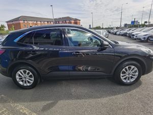 FORD KUGA 2.5 TITANIUM PETROL PLUG-IN HYBRID - Image 4