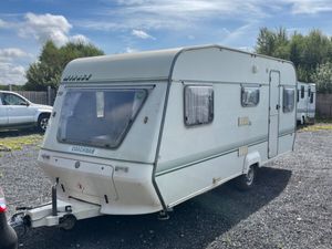 Coachman 5 Berth Starter Caravan For Sale - Image 2