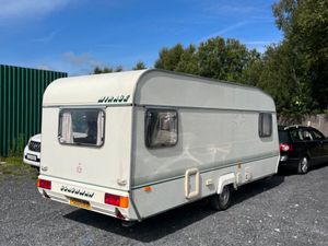 Coachman 5 Berth Starter Caravan For Sale - Image 3