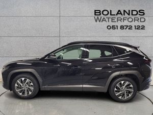 Hyundai Tucson 2WD Executive Plus - Image 3