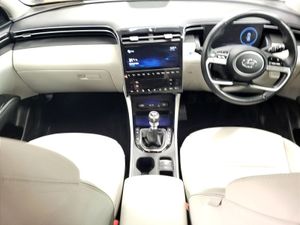 Hyundai Tucson 2WD Executive Plus - Image 4