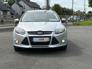 ABSOLUTELY IMMACULATE 2012 DIESEL FORD FOCUS - Image 4