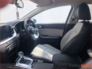 Kia Xceed 1.6 GDI Phev  IN Like New Condition - Image 3
