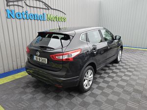 2016 Nissan Qashqai 1.2 Petrol XE - Image 3