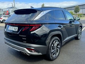 252 Hyundai Tucson Executive Plus HEV Auto 2025 - Image 4