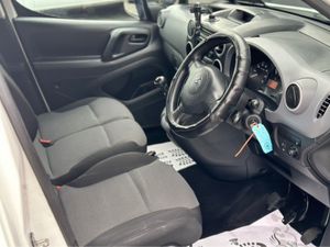 Citroen Berlingo LX BLUEHDI 75 625KG S SWB MY40 3 - Image 2