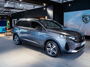 2023 Peugeot 5008 FL Allure 1.5 BlueHDi 130 Auto - Image 3
