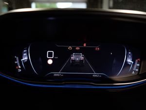 2021 Peugeot 3008 1.5 BlueHDi Allure Premium - Image 2