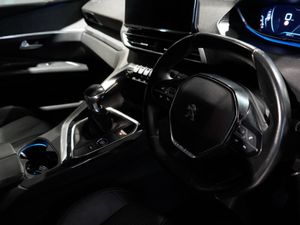 2021 Peugeot 3008 1.5 BlueHDi Allure Premium - Image 3