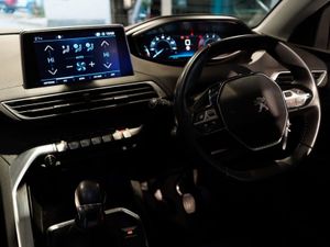 Peugeot 3008 2018 - Image 3