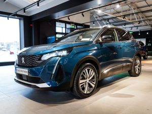 2023 Peugeot 3008 FL Allure 1.5 HDI Automatic - Image 4