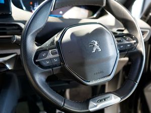 2022 Peugeot 5008 FL GT 1.5 Blue HDI 130 - Image 4