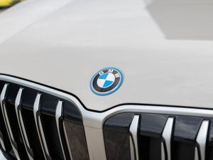BMW X1 Xdrive25e Xline - Image 3