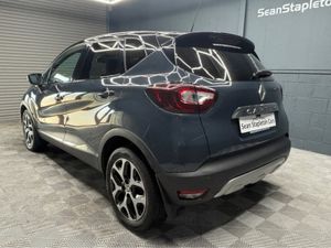 Renault Captur SIGNATURE X NAV DCI 90 4DR - Image 3