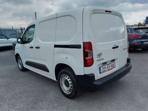 Toyota Proace 1.5 D GX SWB 6 650KG 3DR - Image 3