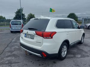 Mitsubishi Outlander OUTL 4WD 6MT N1 17MY 4DR - Image 2