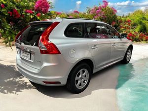 Volvo XC60 D3 (150hp) FWD ES only 88,639 miles - Image 2