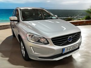 Volvo XC60 D3 (150hp) FWD ES only 88,639 miles - Image 3