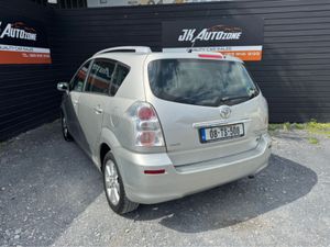 Toyota Corolla VERSO 1.6 LUNA 7 SEATER - Image 4