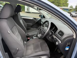Volkswagen Golf 1.4TSI COMFORT LINE  AUTO - Image 2