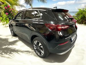 Opel Grandland X SRi 1.2i 130PS 6 Speed - Image 2