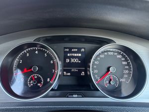 Volkswagen Golf 1.2 TSI AUTO - Image 4