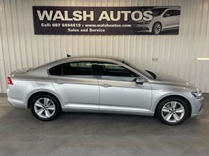 Volkswagen Passat 2.0 TDI SE NAV 150PS 4DR AUTO - Image 3