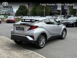 Toyota C-HR HYBRID SOL 4DR AUTO *** 1 OWNER FROM N - Image 2