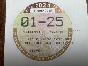 Mercedes-Benz C-Class 2.0 Exclusive Saloon Petrol - Image 2