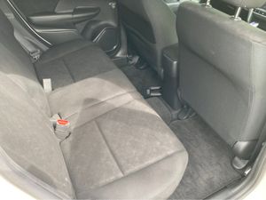 Honda Shuttle 1.5 HYBRID MPV AUTOMATIC - Image 4
